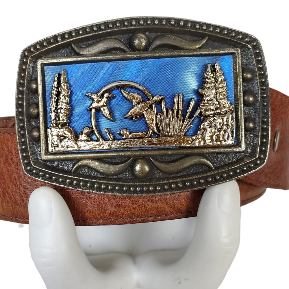 Vintage Belt with Forest/Blue Sky/Ducks/Sunset Belt Buckle 34